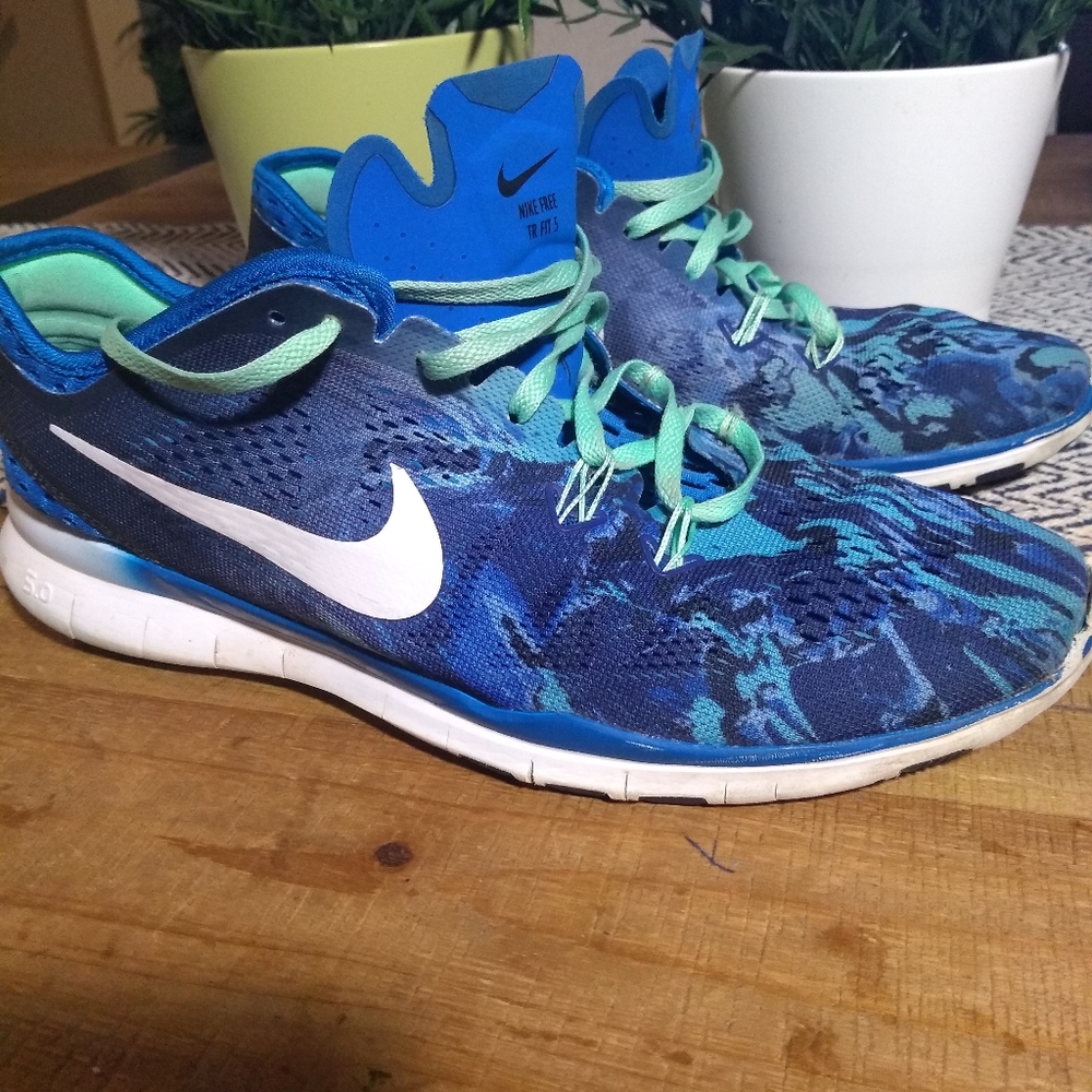 Nike Free TR FIT 5 women's running shoes Size US 10 Blue